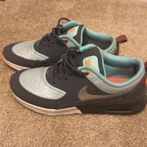 Nike Air Max Thea women’s 8.5